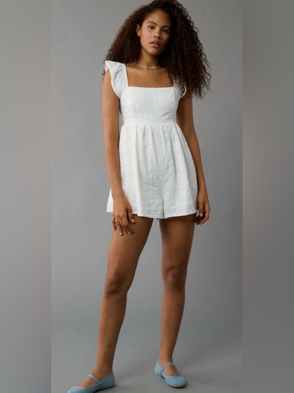 American Eagle Outfitters White Romper Size Small Ruffle Cap Sleeve